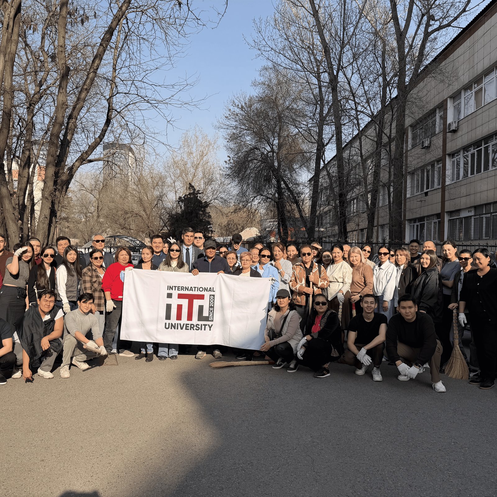 СТУДЕНТЫ И ПРЕПОДАВАТЕЛИ IITU ПОДДЕРЖАЛИ ОБЩЕНАЦИОНАЛЬНУЮ АКЦИЮ «ТАЗА ҚАЗАҚСТАН»