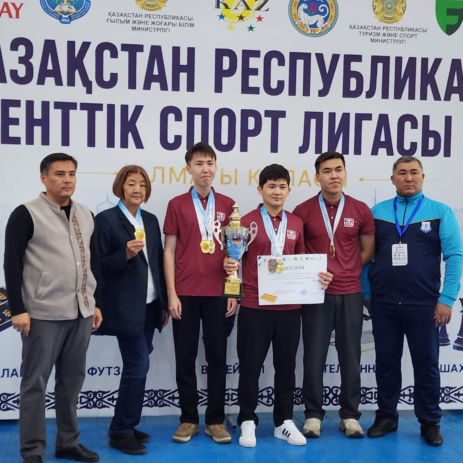 Сборная МУИТ стала чемпионом Республиканской студенческой спортивной лиги по тогызкумалаку